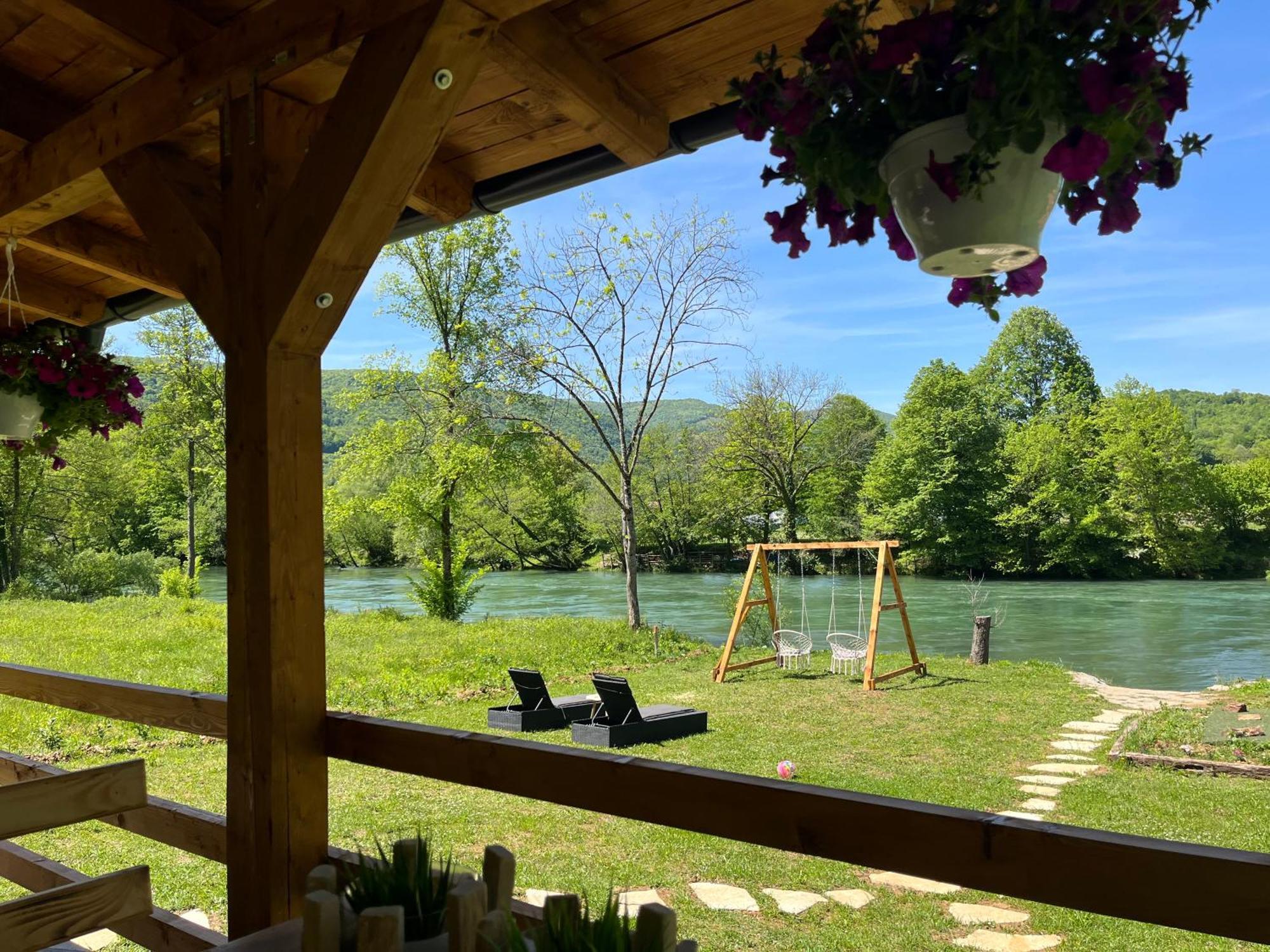 Vikendica Krupa Na Vrbasu Villa Banja Luka Kültér fotó